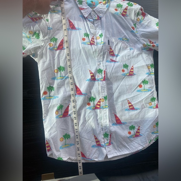 Poches & Fils Fun summer / resort shirt. Never worn. Slim fit large. - Picture 4 of 4